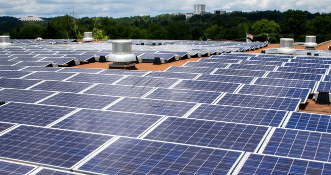 Bagaimana untuk Memasang Solar pada Bumbung Rata Tanpa Menggerudi?