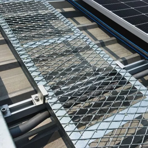 Laluan Pejalan Kaki Solar